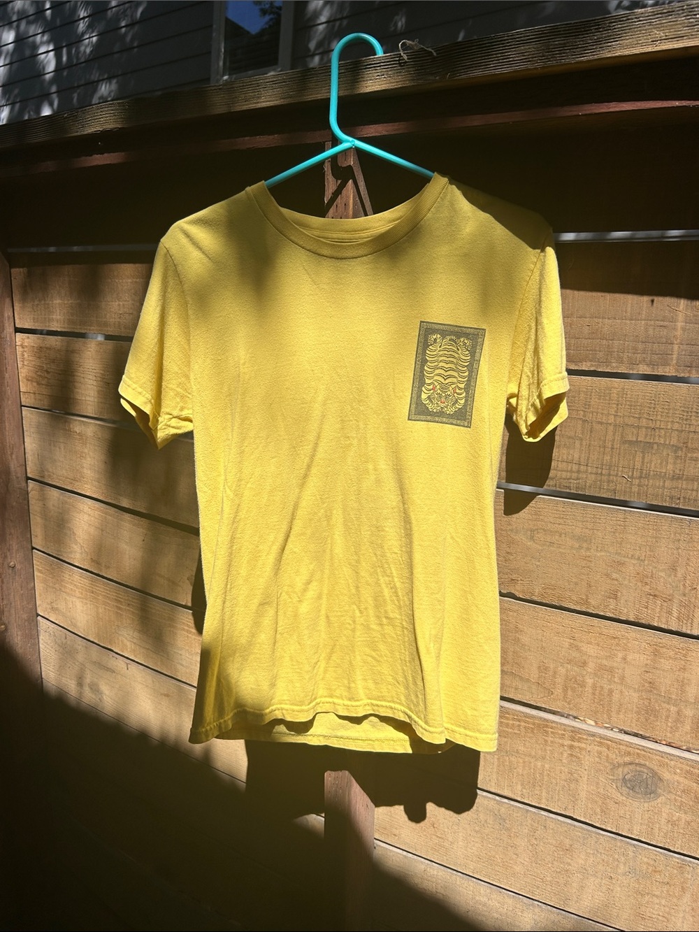 Men's Yellow Short Sleeve Graphic Tee - Casual Crew Neck